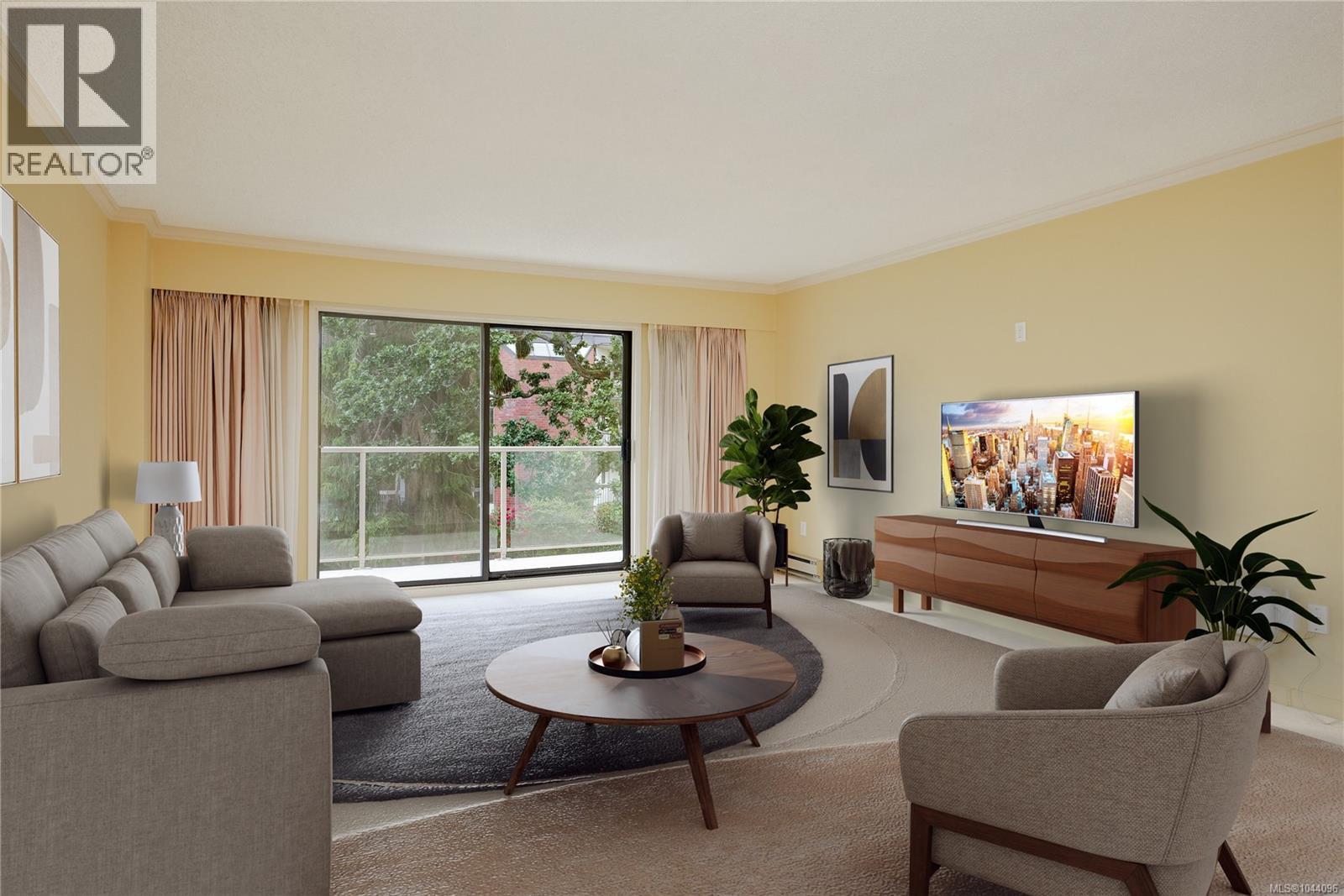 #303 2125 Oak Bay Ave - 3
