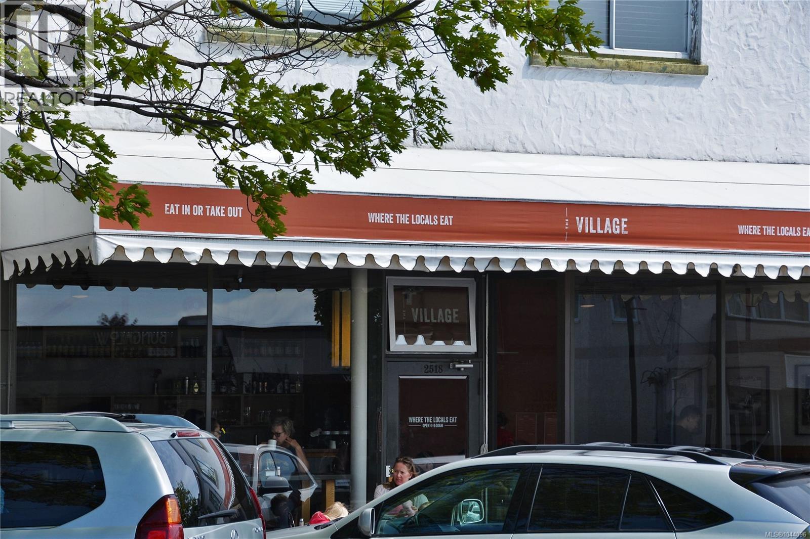 #303 2125 Oak Bay Ave - 30