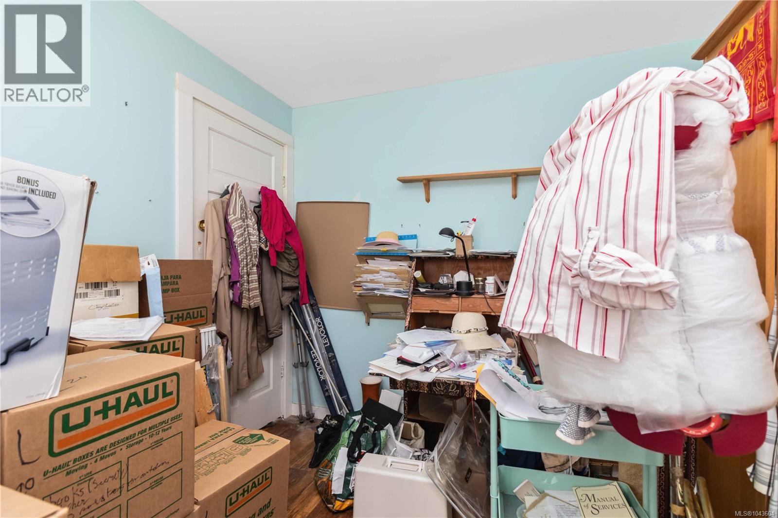 4155 North Rd - 54