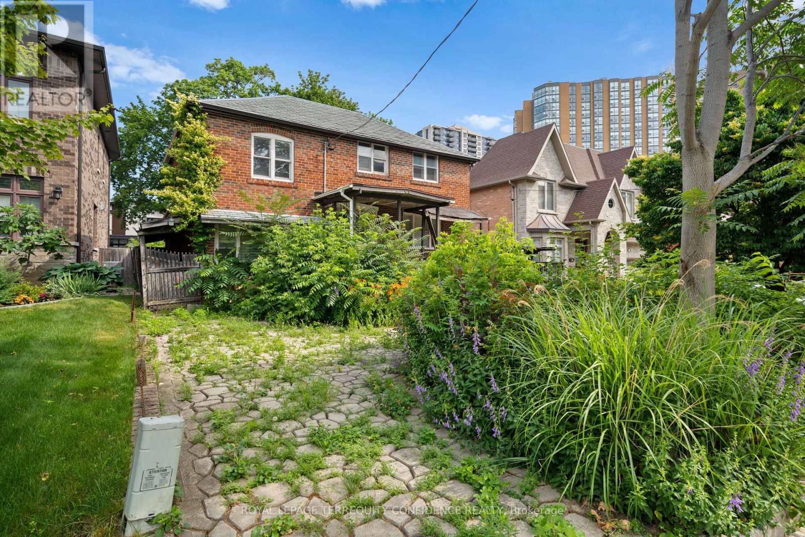 66 BURNDALE AVENUE - 8