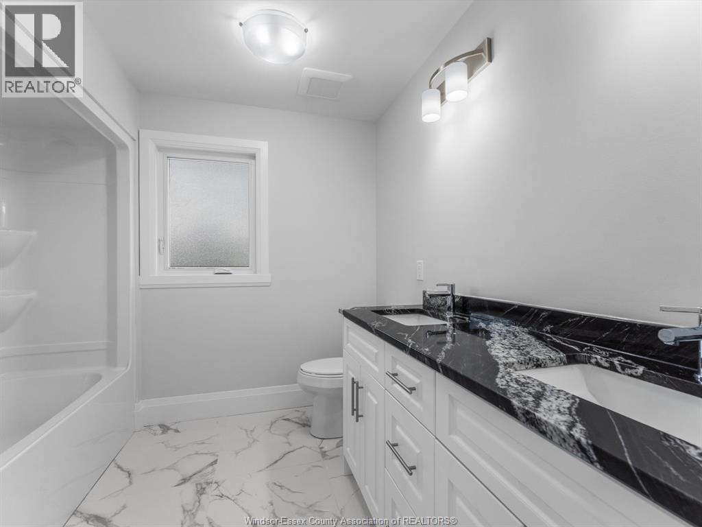 3573 FIORINA - 38