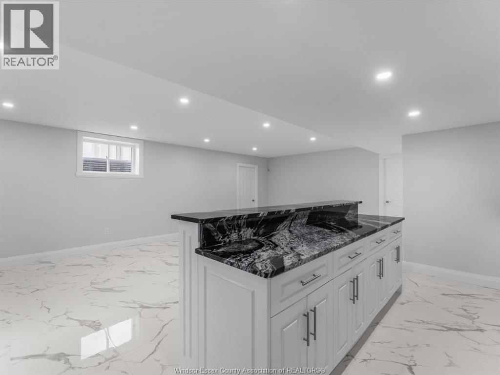 3573 FIORINA - 41