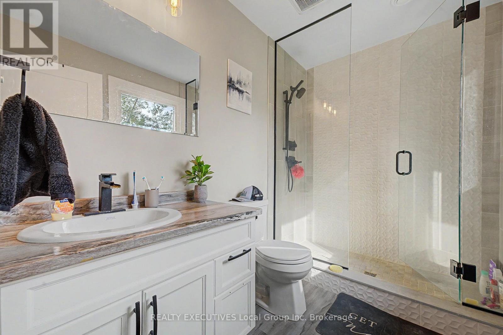 575 HART ROAD - 17
