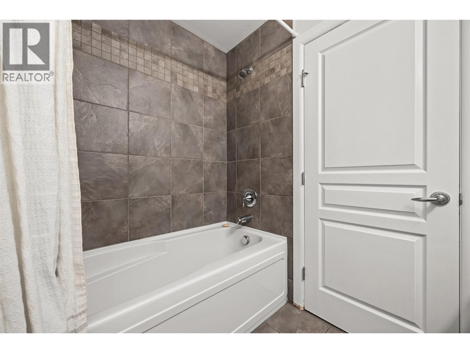 #250 654 COOK Road - 15