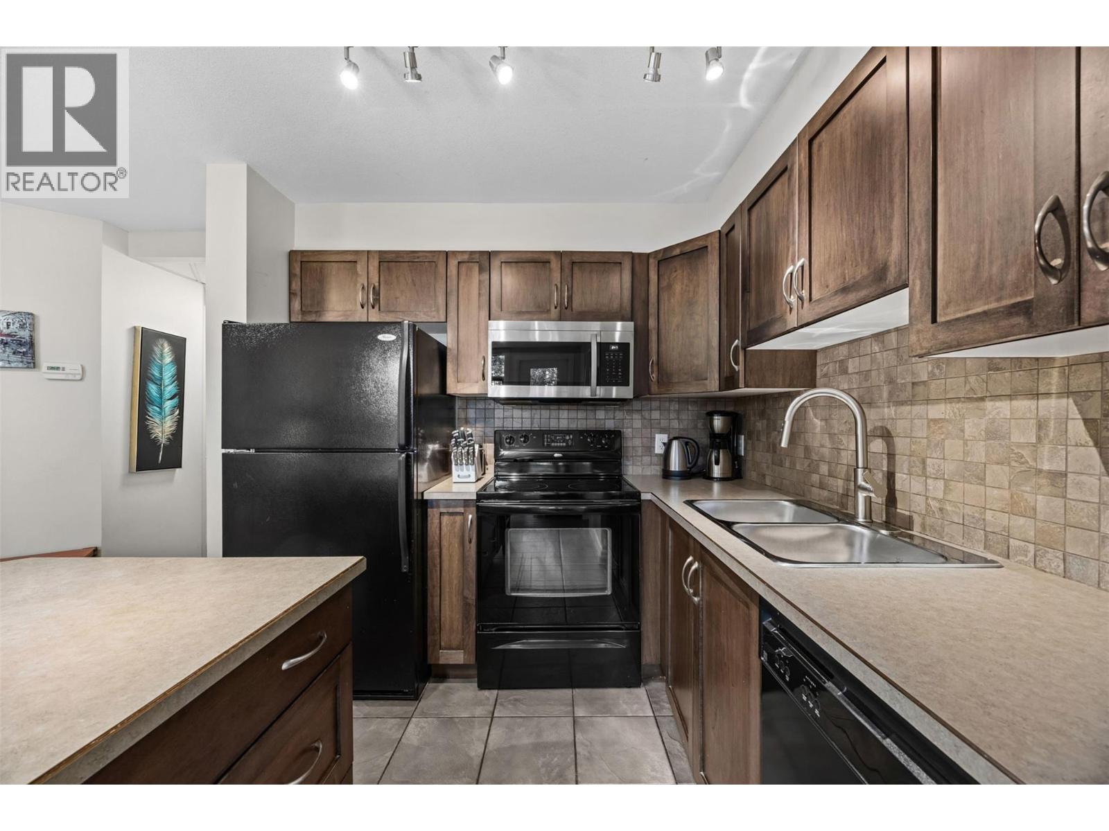 #250 654 COOK Road - 5