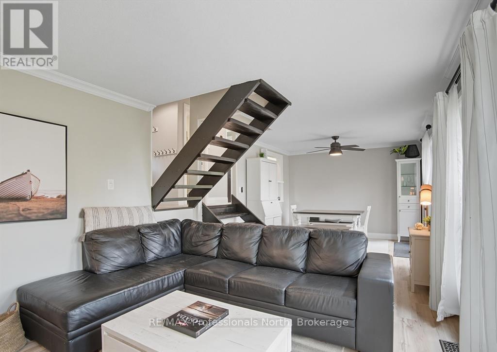 1755 SKYLINE DRIVE - 4