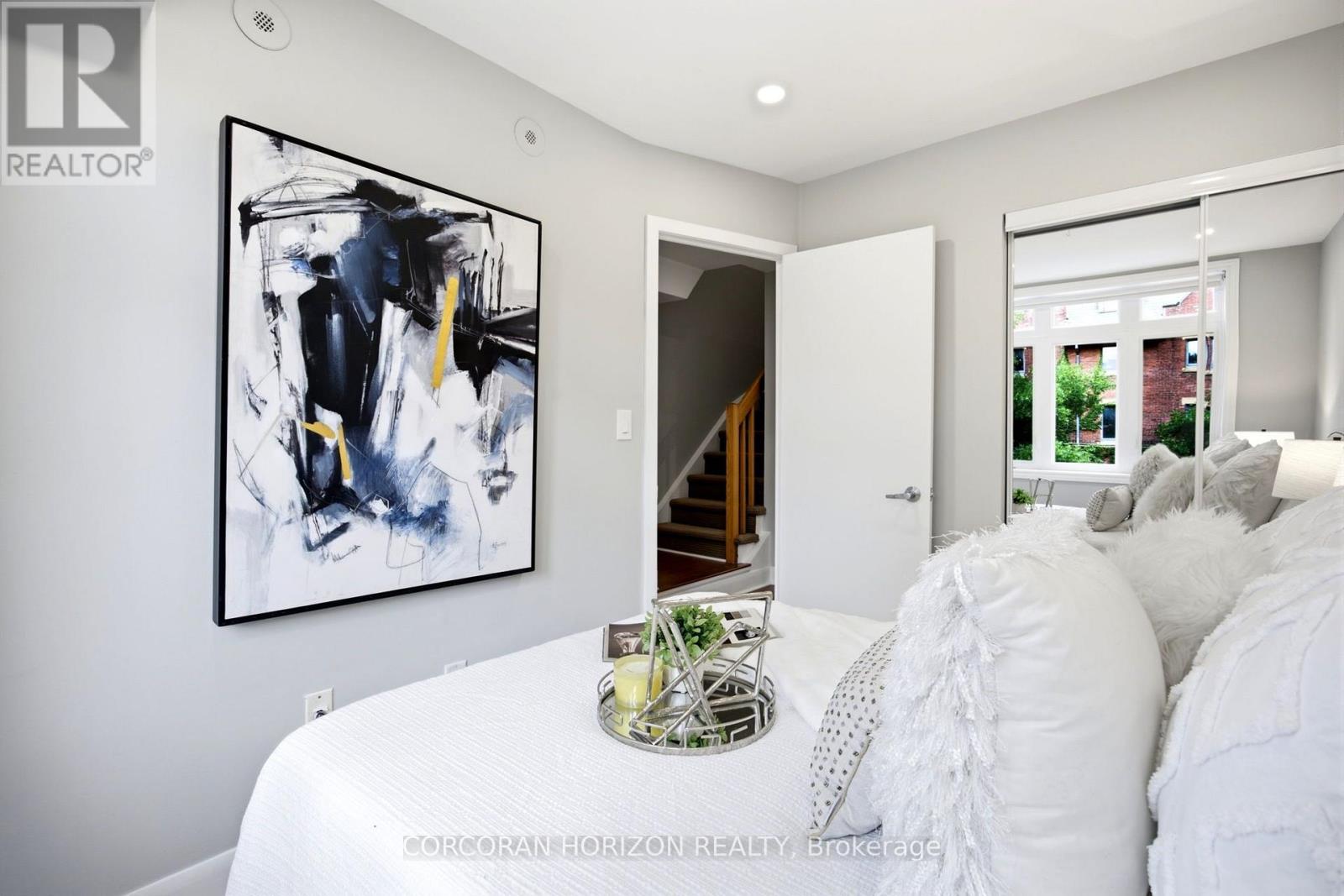 #301 415 JARVIS STREET - Image 17