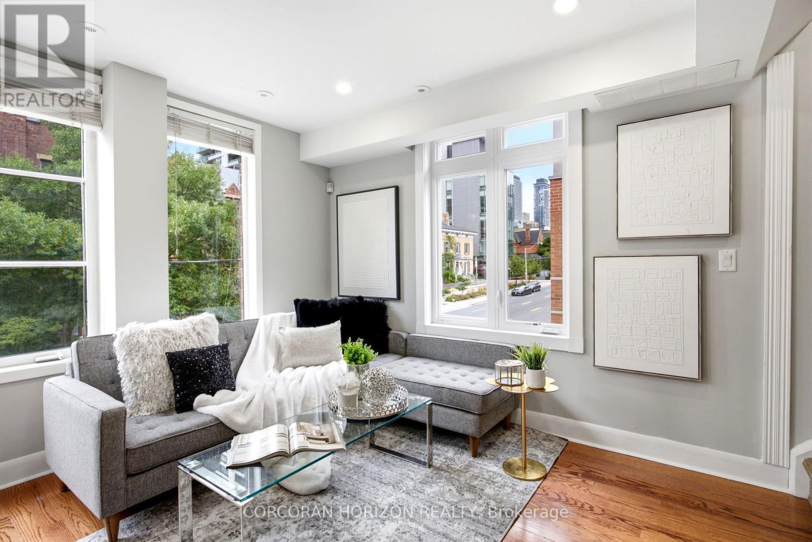 #301 415 JARVIS STREET - Image 4