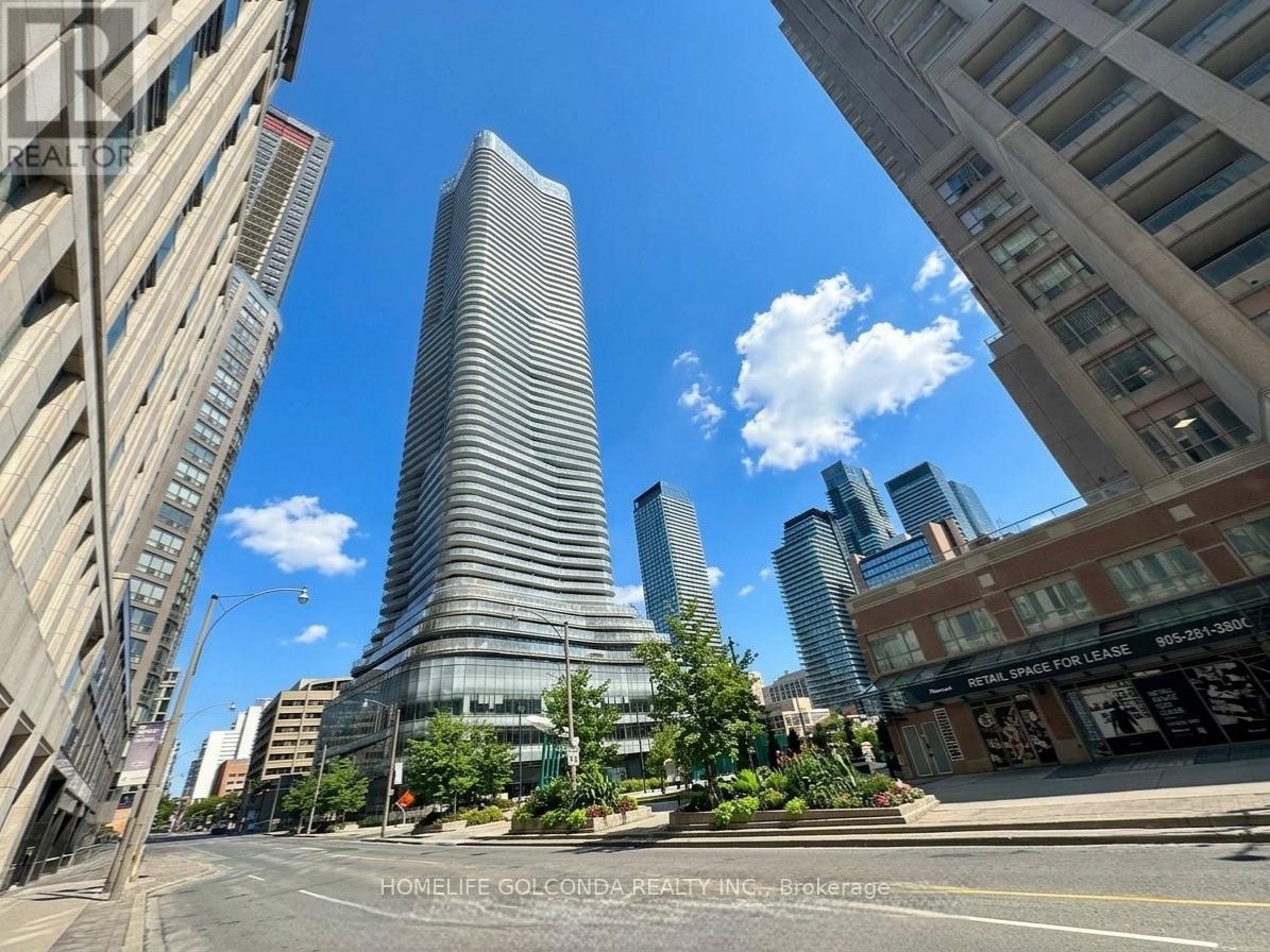 #4006 11 WELLESLEY STREET W - 2