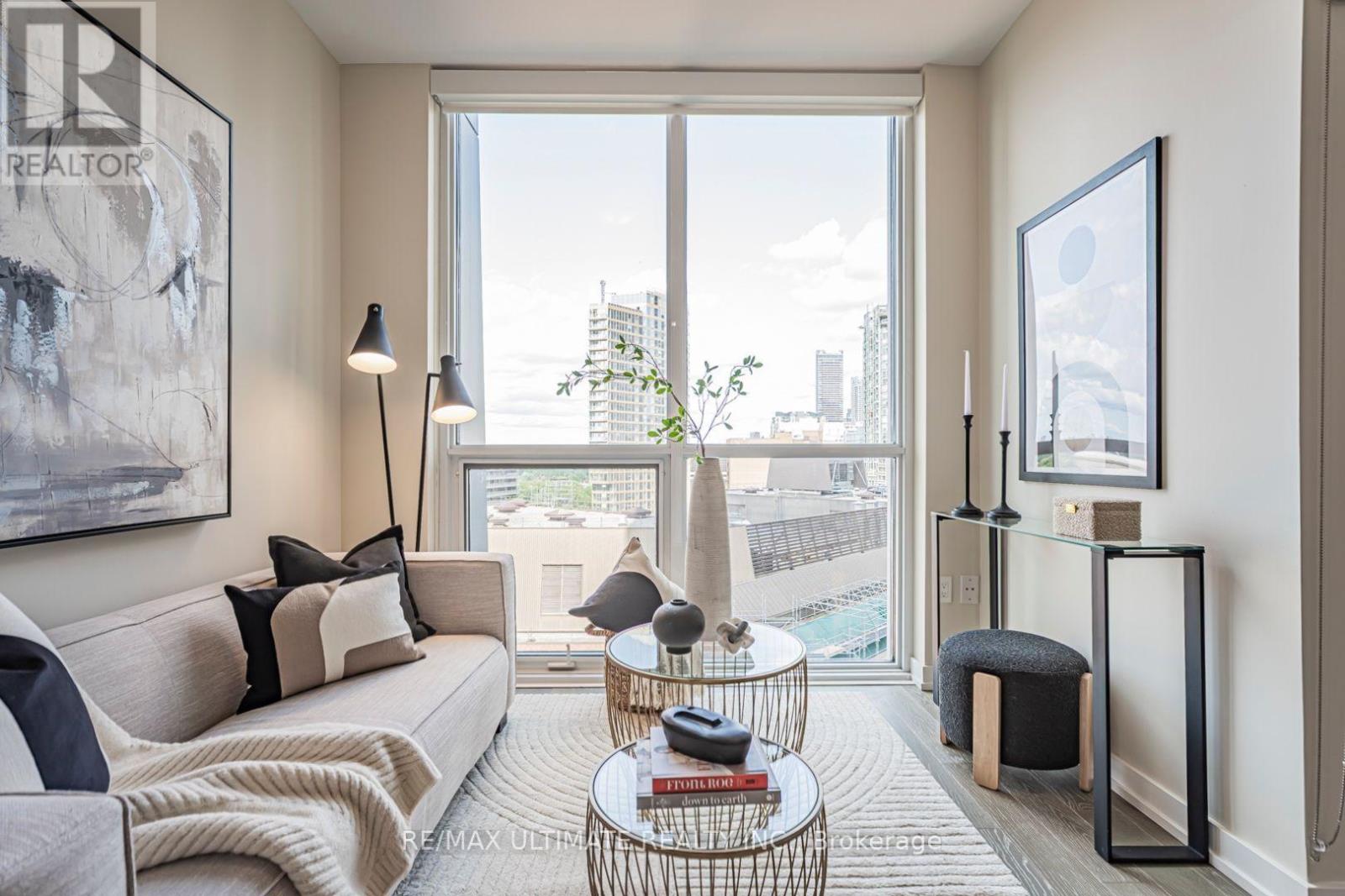 #1208 1 YORKVILLE AVENUE - 17
