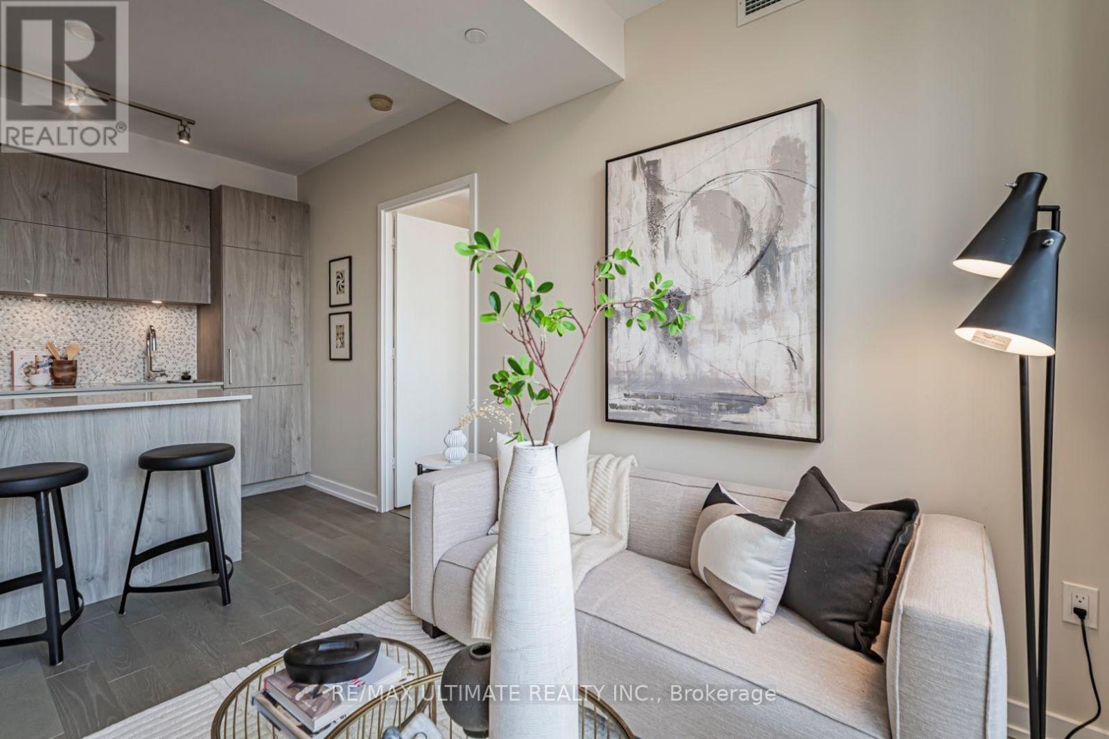 #1208 1 YORKVILLE AVENUE - 19