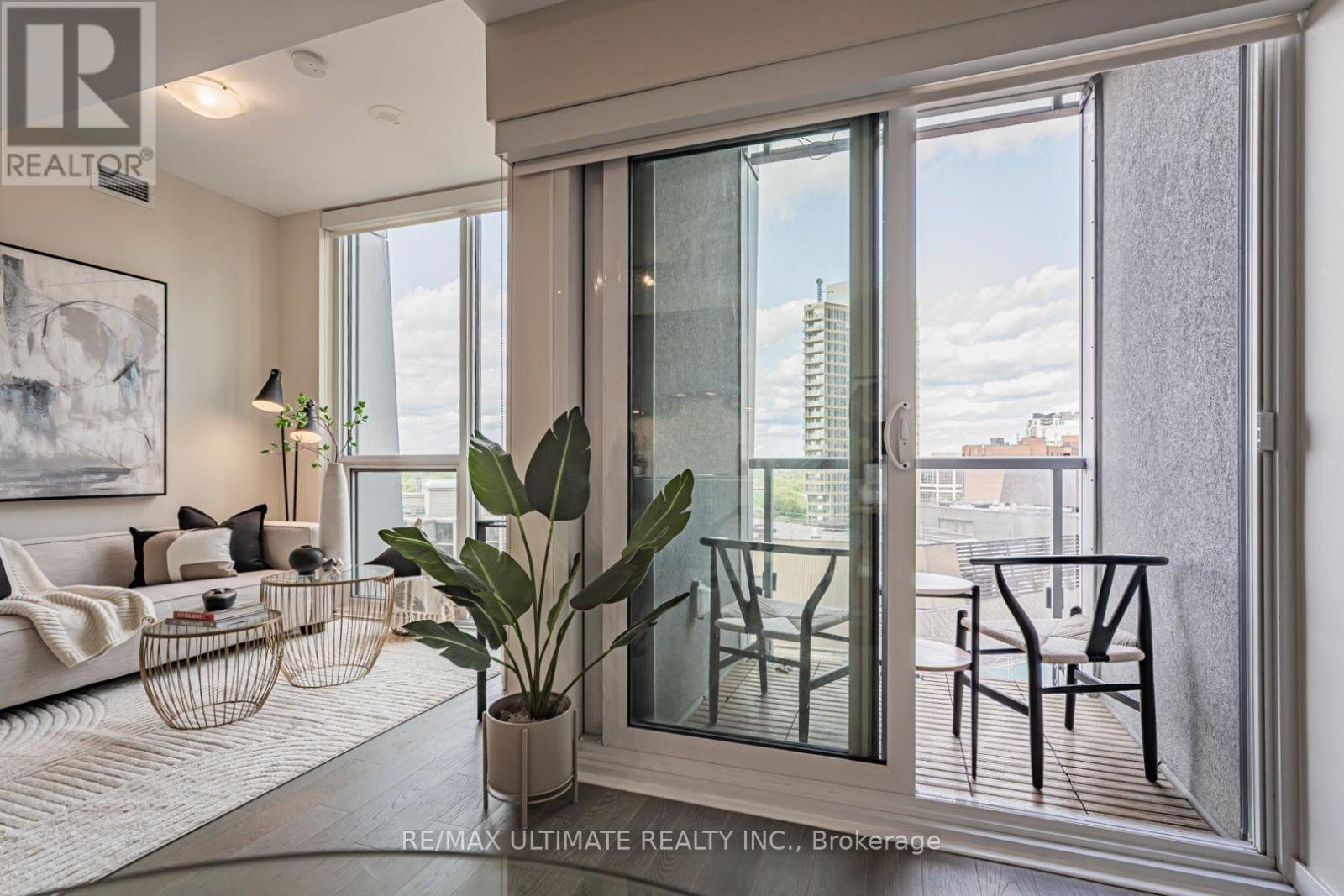 #1208 1 YORKVILLE AVENUE - 20