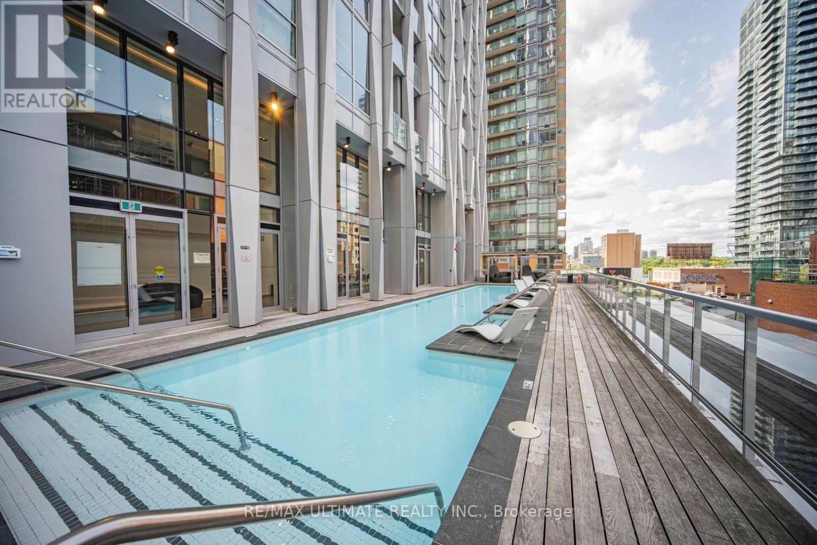 #1208 1 YORKVILLE AVENUE - 28
