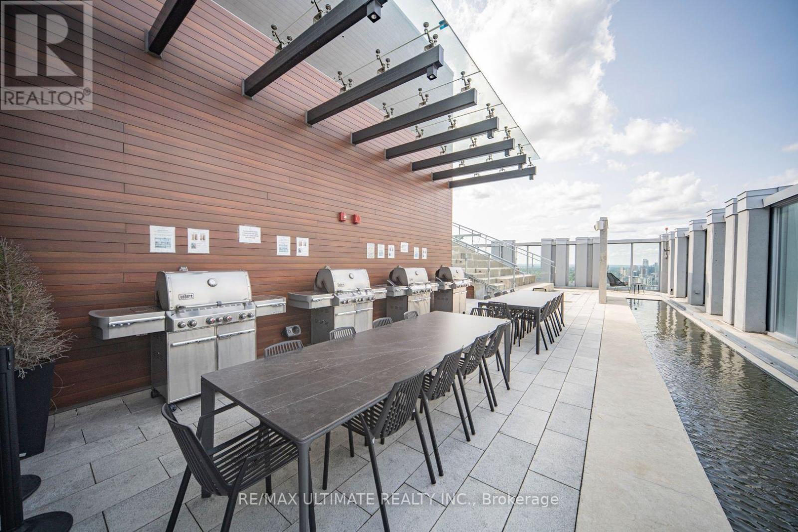 #1208 1 YORKVILLE AVENUE - 33