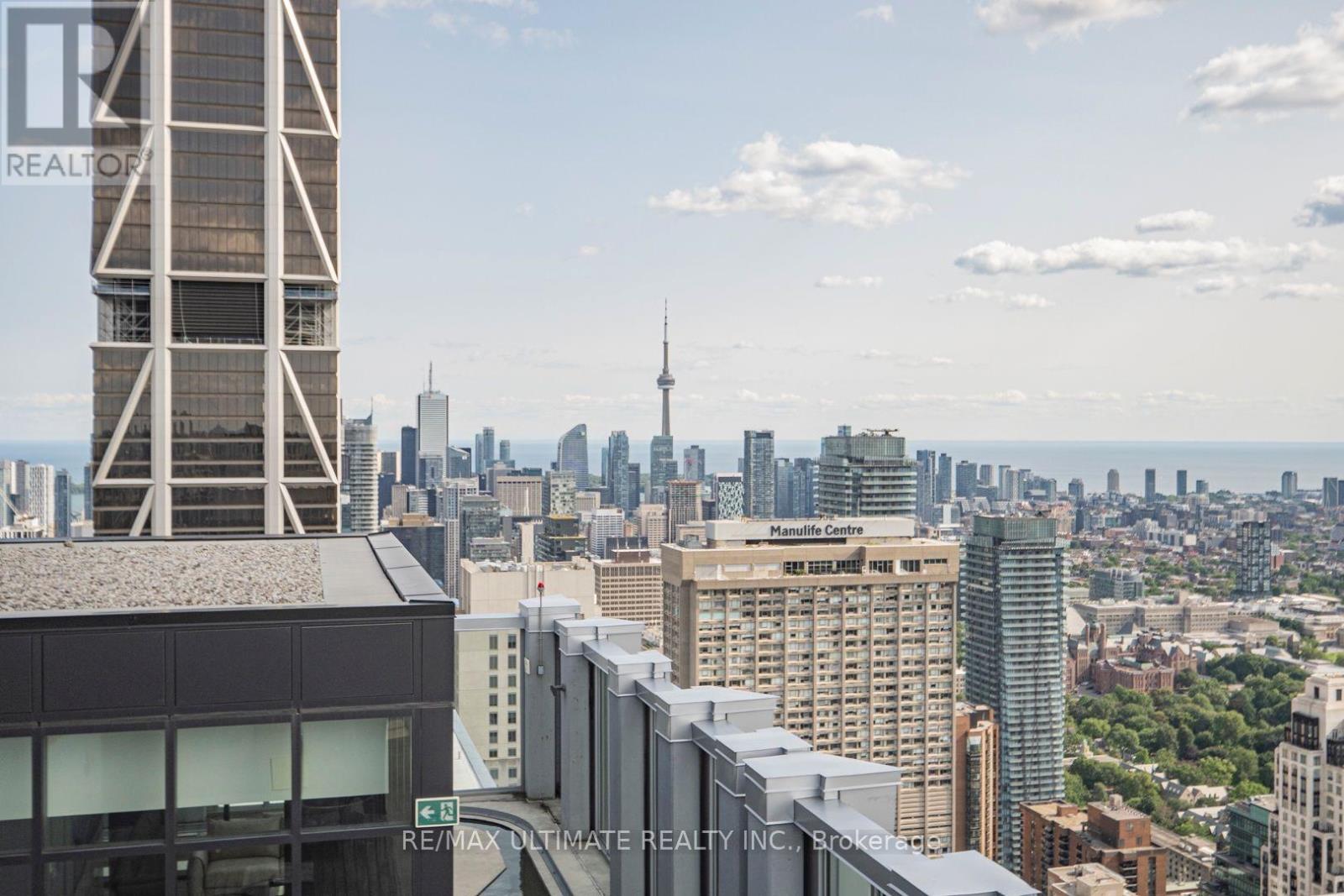 #1208 1 YORKVILLE AVENUE - 34