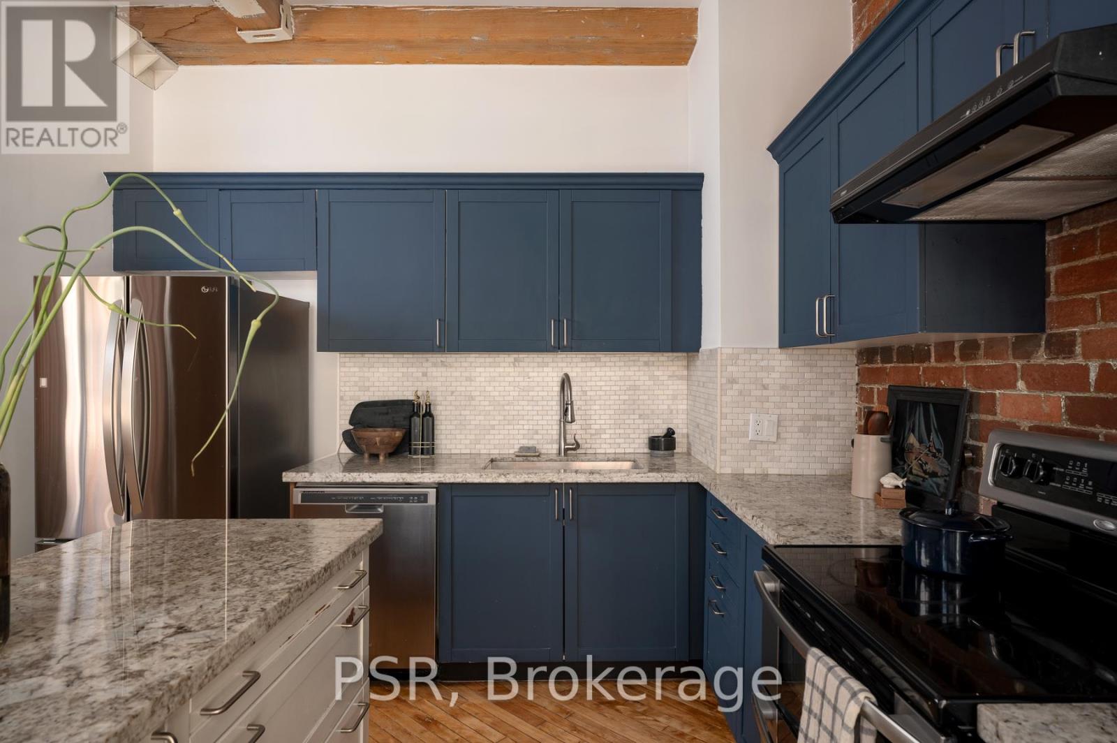 #407 90 SHERBOURNE STREET - 27
