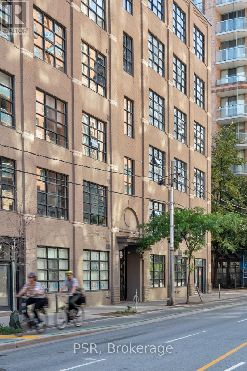 #407 90 SHERBOURNE STREET - 36