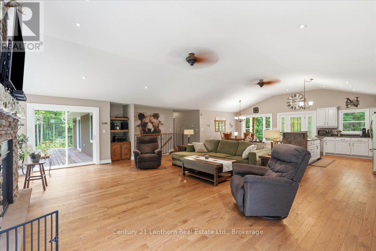 81 REYNOLDS ROAD - Image 16