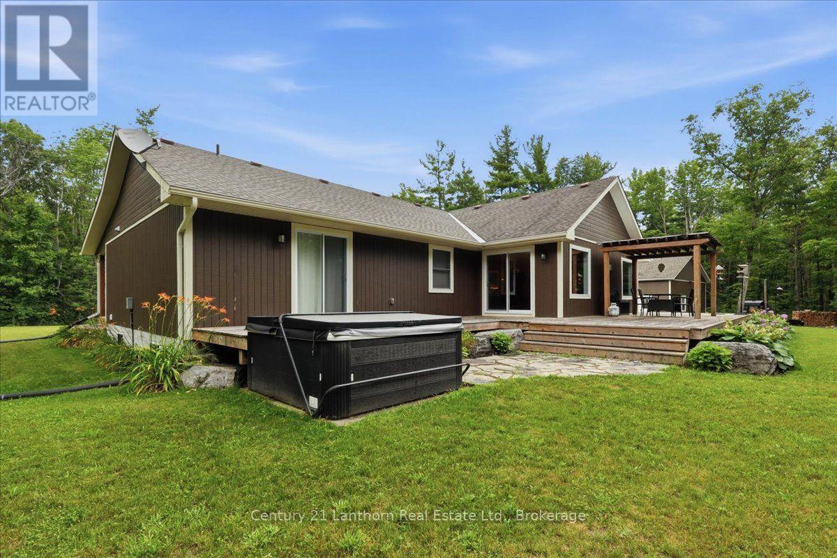 81 REYNOLDS ROAD - Image 32