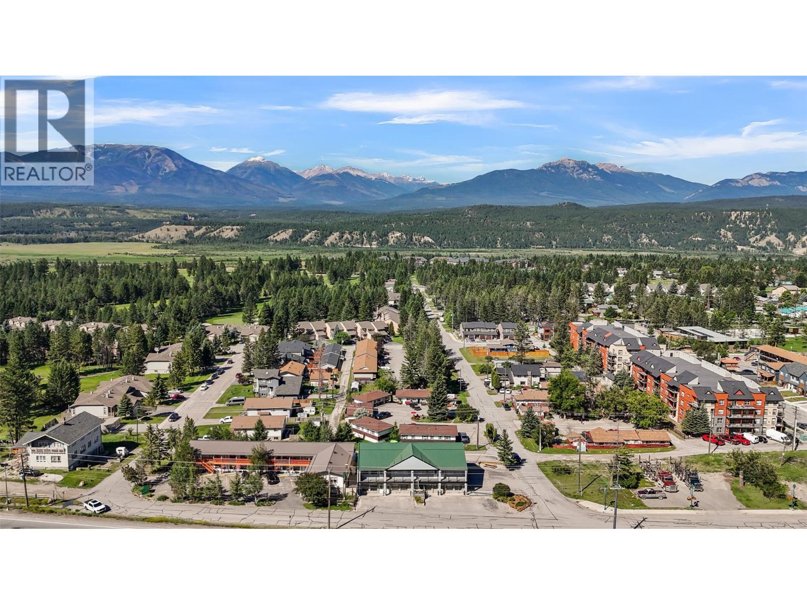 7585 MAIN  WEST Street, Radium Hot Springs