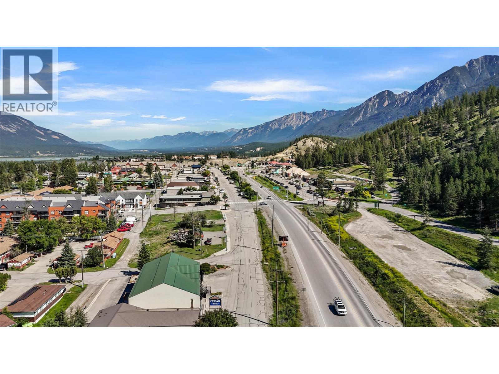 7585 MAIN  WEST Street, Radium Hot Springs