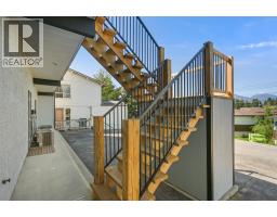7585 Main  West Street, Radium Hot Springs, BC V0A1M0 Photo 21