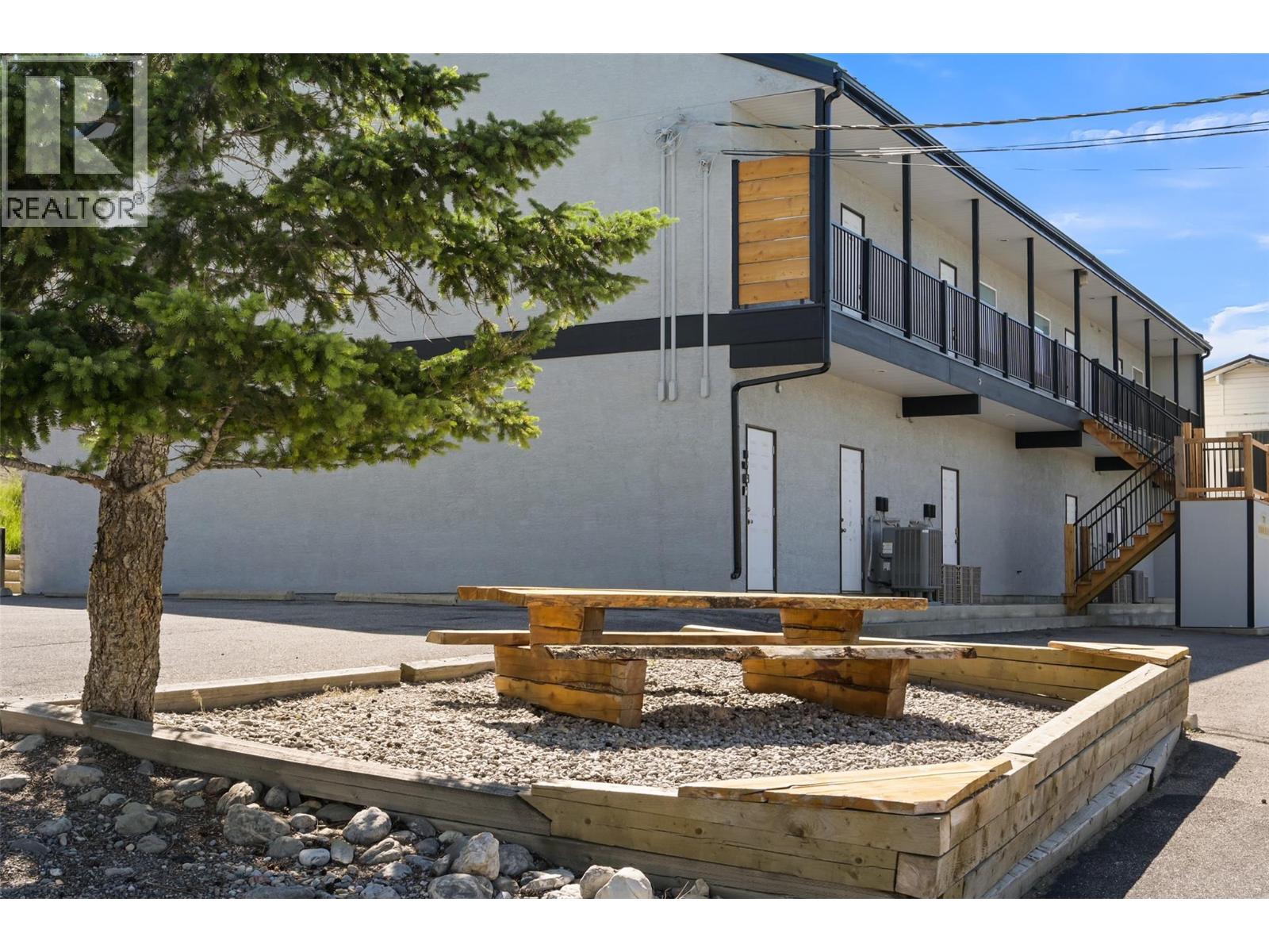 7585 MAIN  WEST Street, Radium Hot Springs