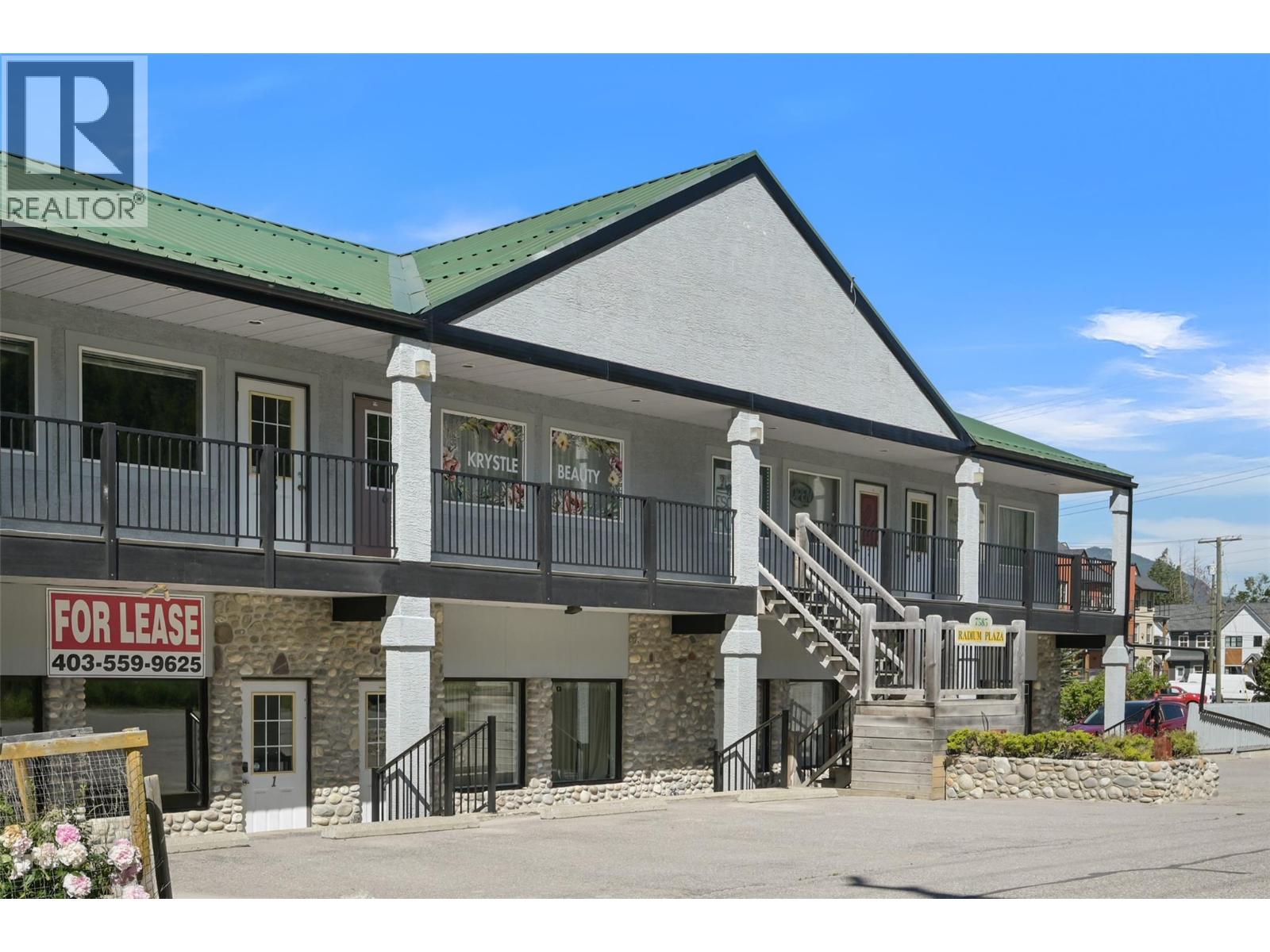 7585 MAIN  WEST Street, Radium Hot Springs