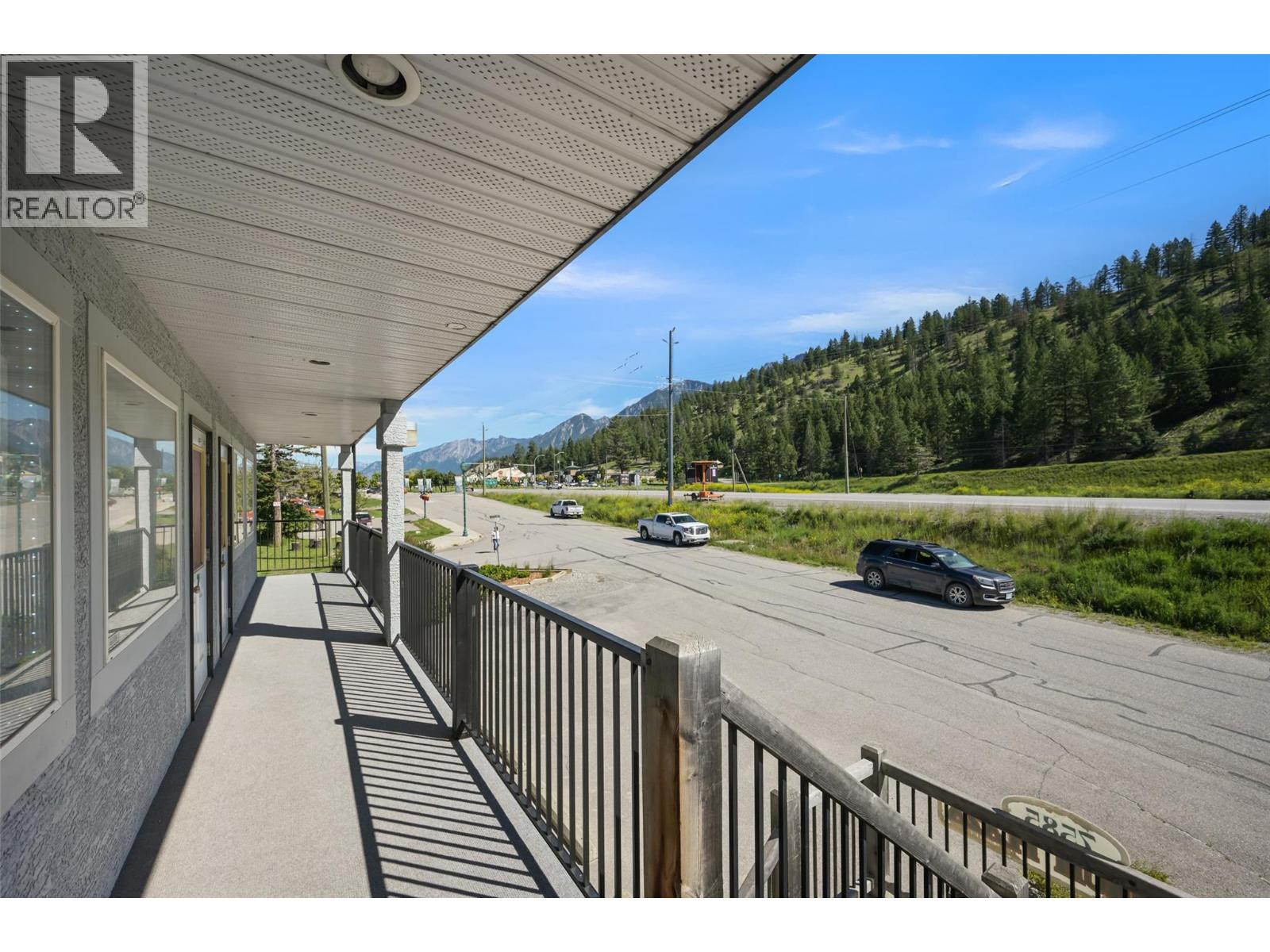 7585 MAIN  WEST Street, Radium Hot Springs
