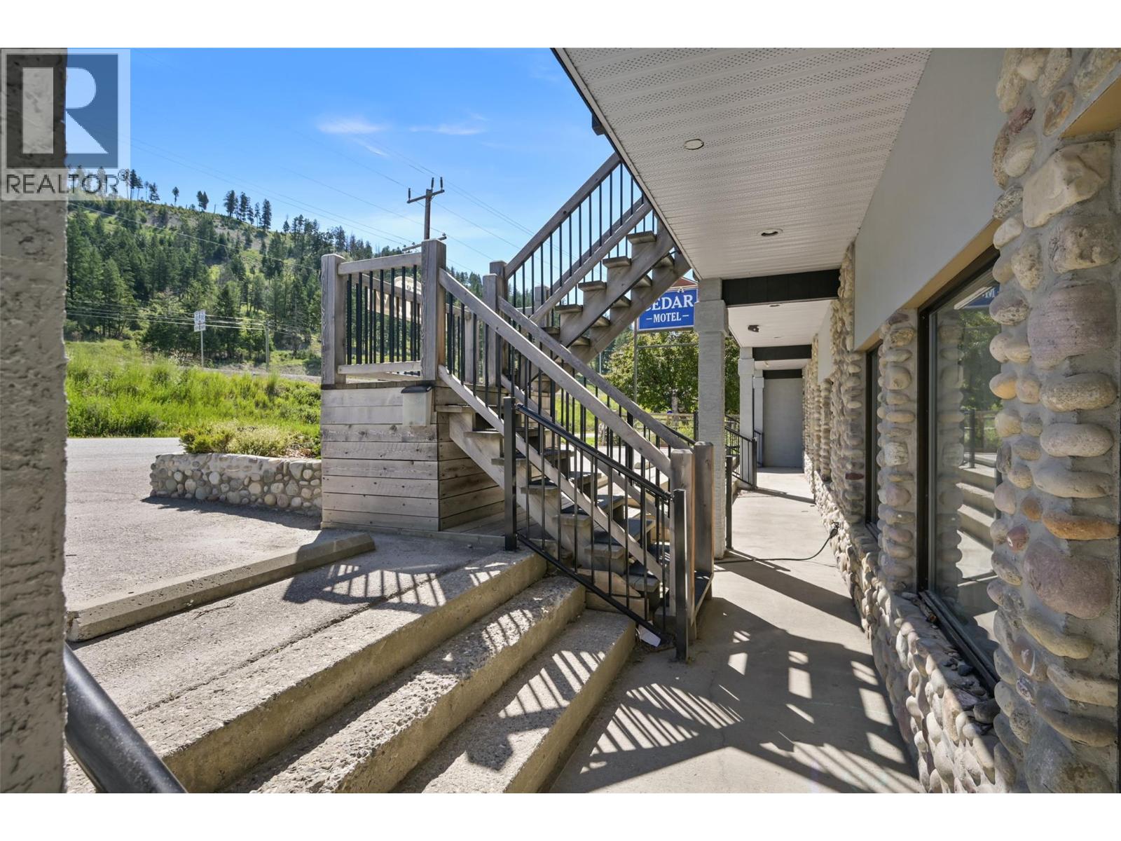 7585 MAIN  WEST Street, Radium Hot Springs