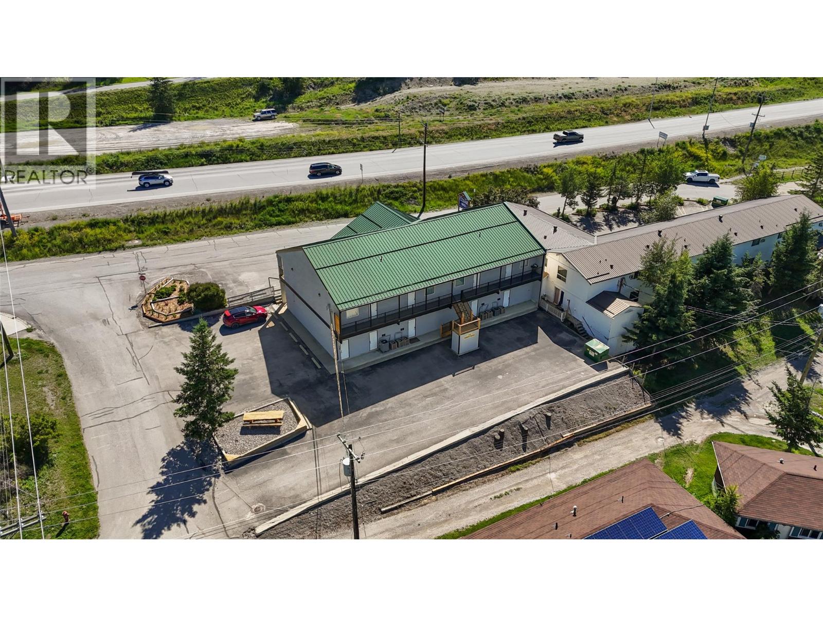 7585 MAIN  WEST Street, Radium Hot Springs
