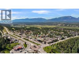 7585 Main  West Street, Radium Hot Springs, BC V0A1M0 Photo 37