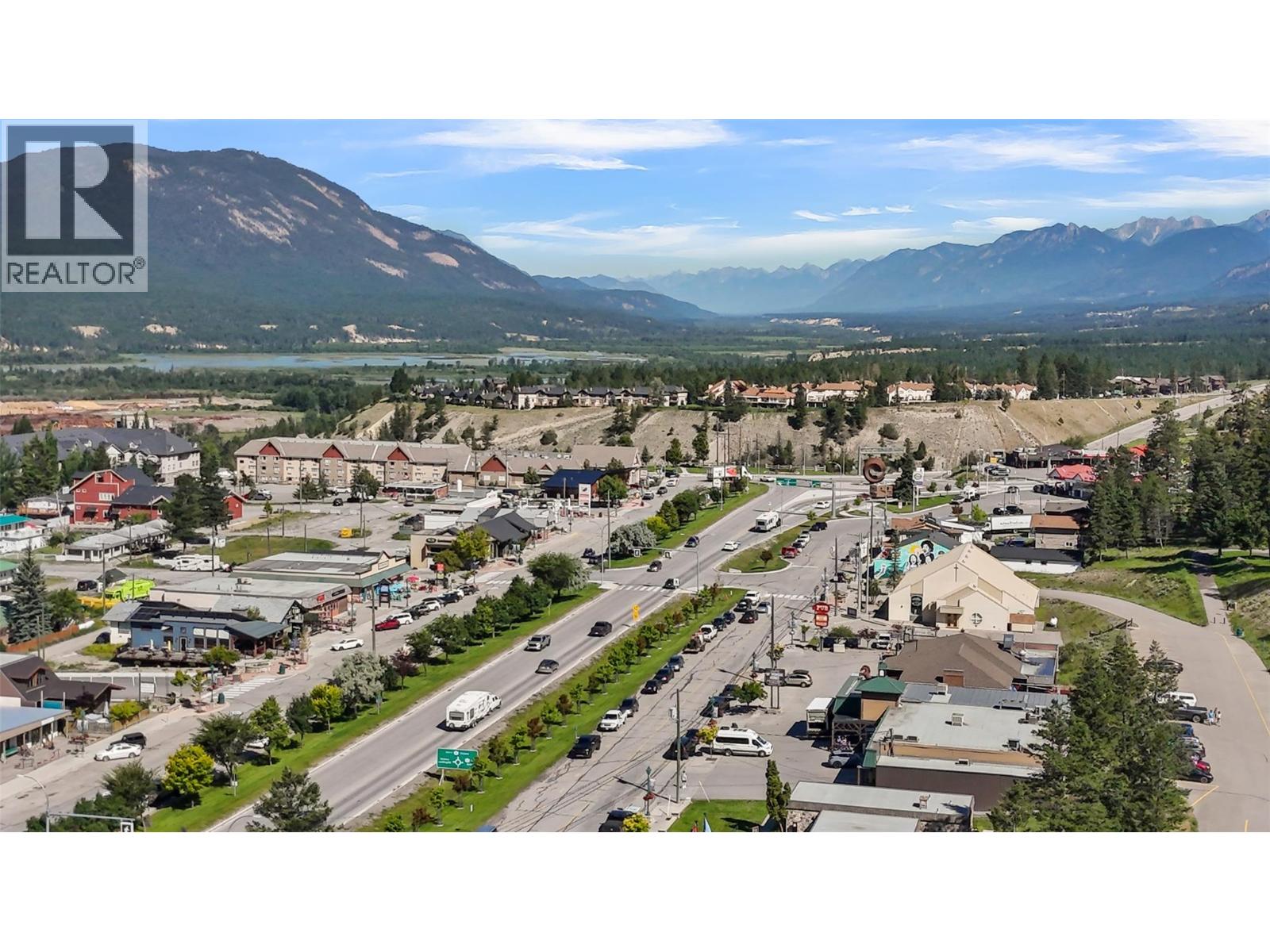7585 MAIN  WEST Street, Radium Hot Springs