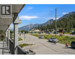7585 Main  West Street, Radium Hot Springs, BC V0A1M0 Photo 24