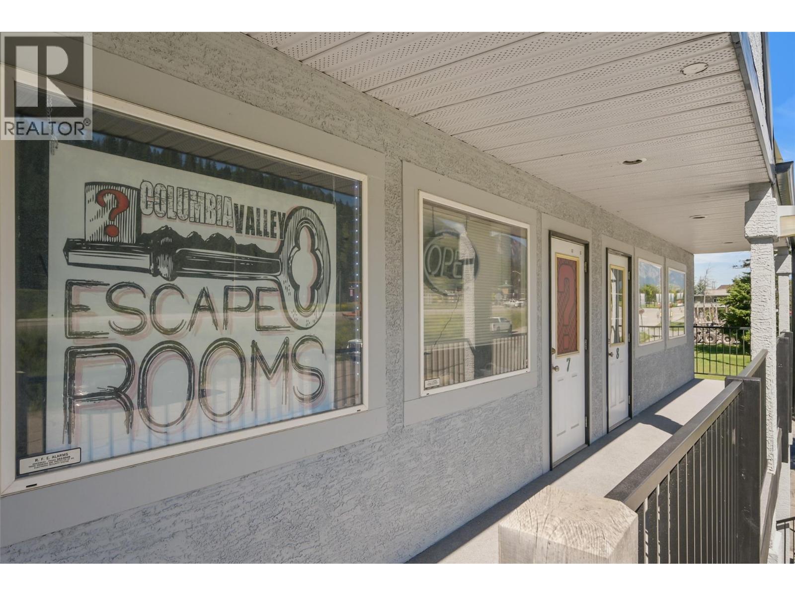 7585 MAIN  WEST Street, Radium Hot Springs
