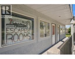 7585 Main  West Street, Radium Hot Springs, BC V0A1M0 Photo 27