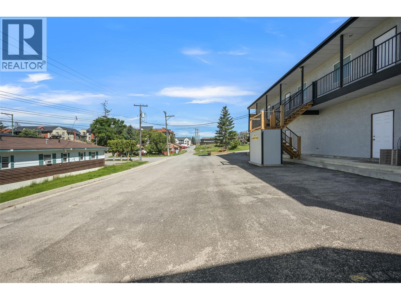 7585 MAIN  WEST Street, Radium Hot Springs