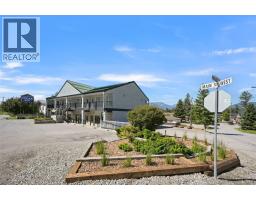 7585 Main  West Street, Radium Hot Springs, BC V0A1M0 Photo 13
