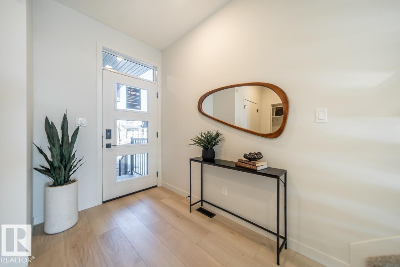 202 Stetson LO