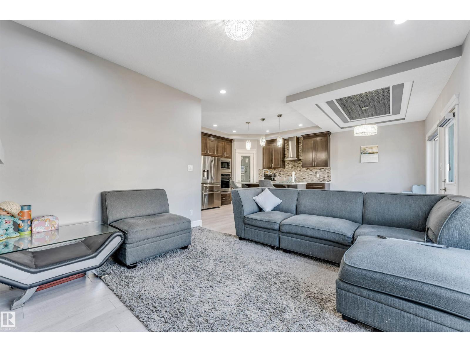 1103 29 ST NW - 12