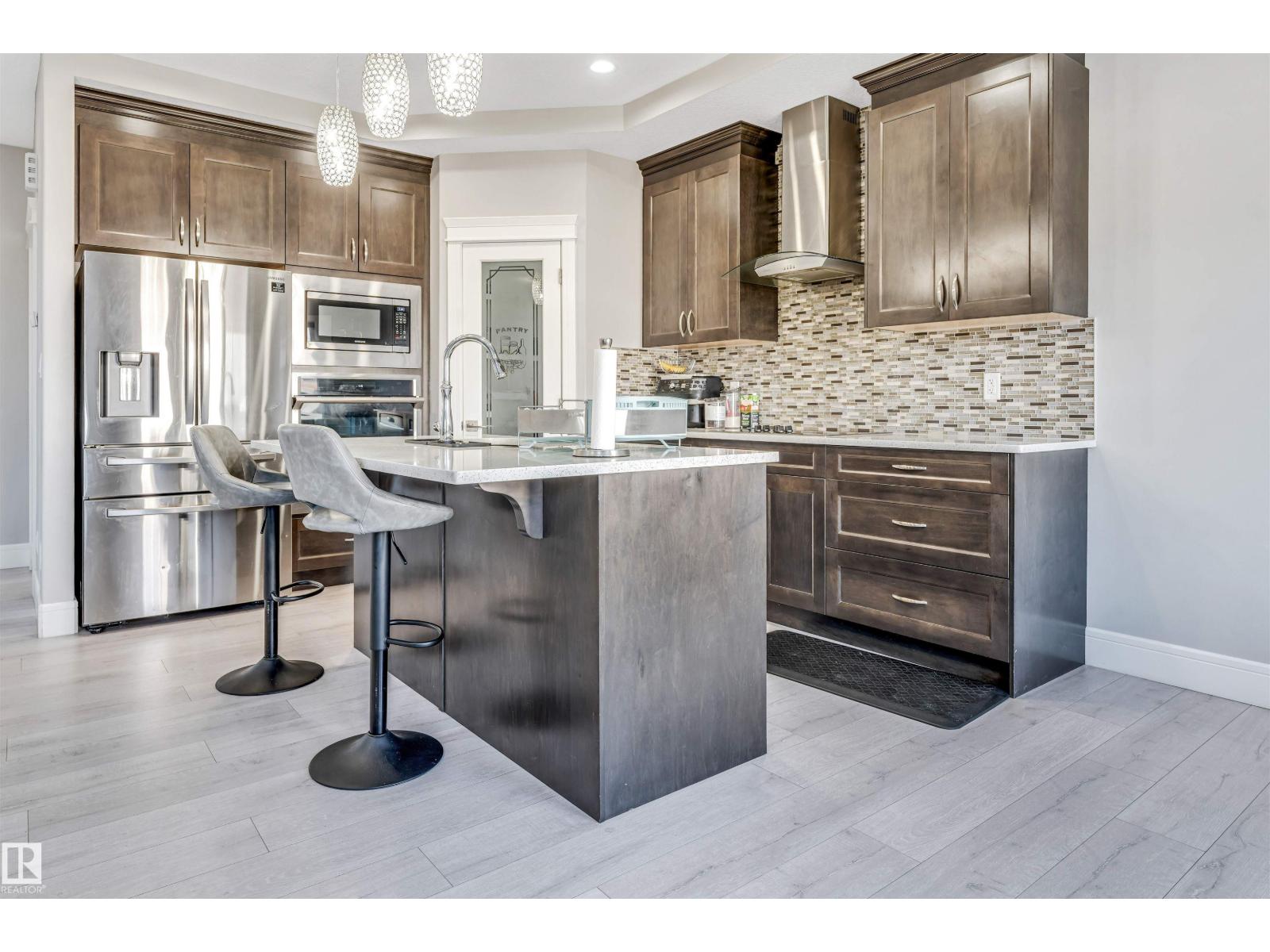 1103 29 ST NW - 8
