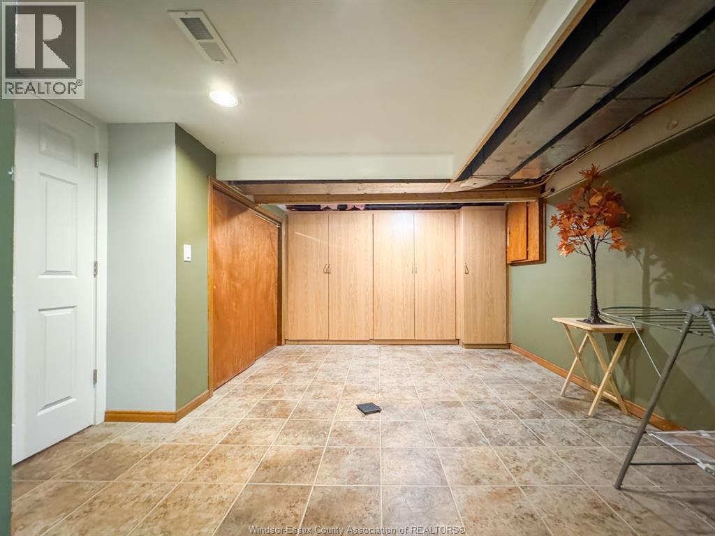 62 TOWNSVIEW ST - 36