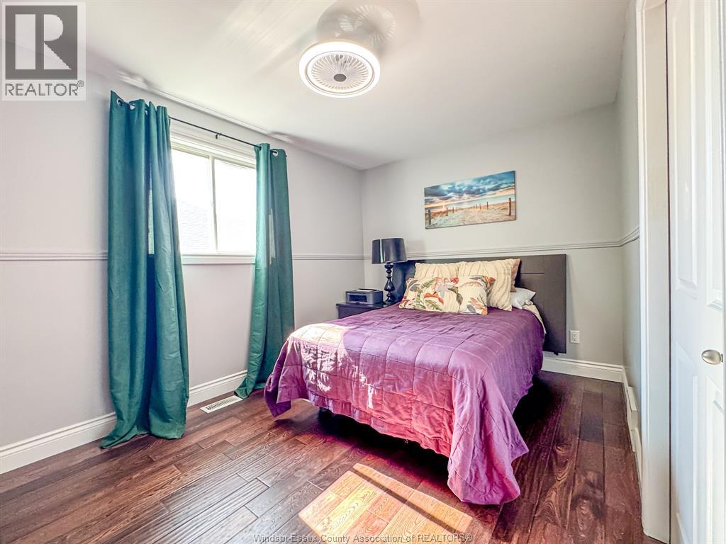 62 TOWNSVIEW ST - 21