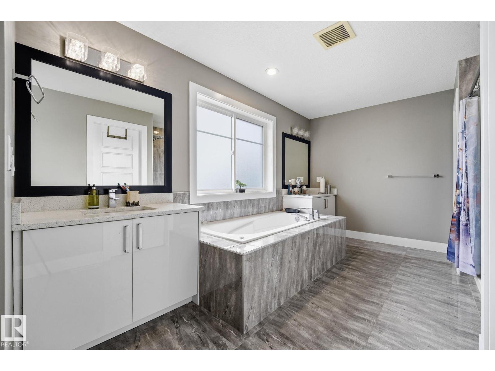 1051 174 ST SW - 19