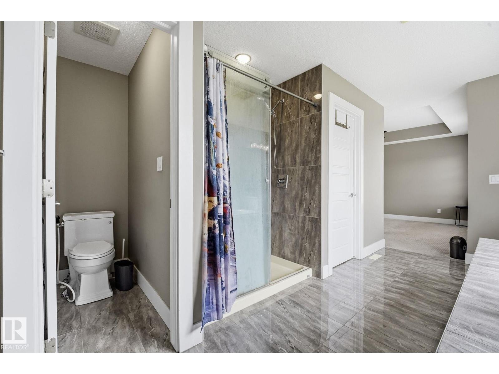 1051 174 ST SW - 20