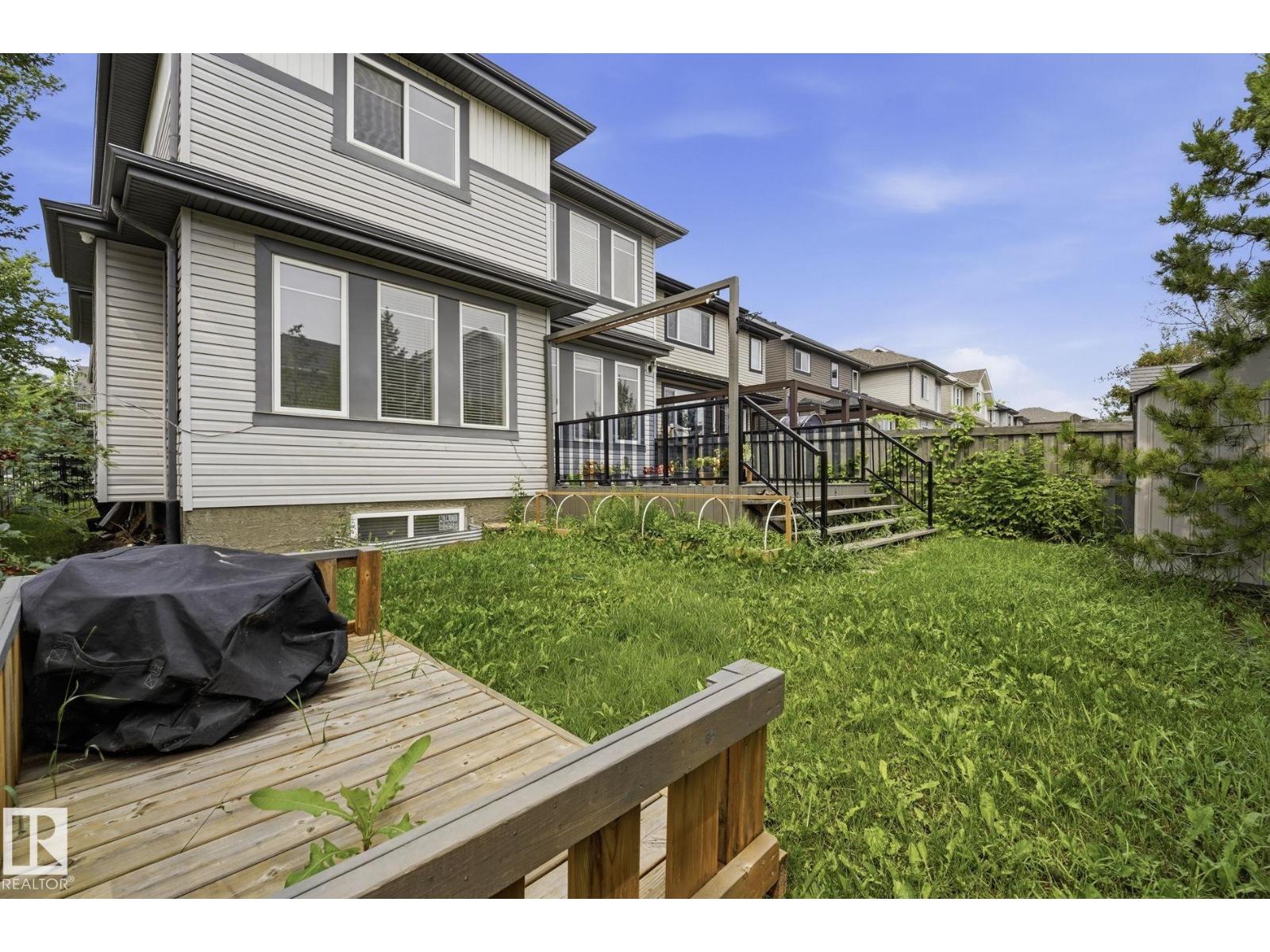 1051 174 ST SW - 29