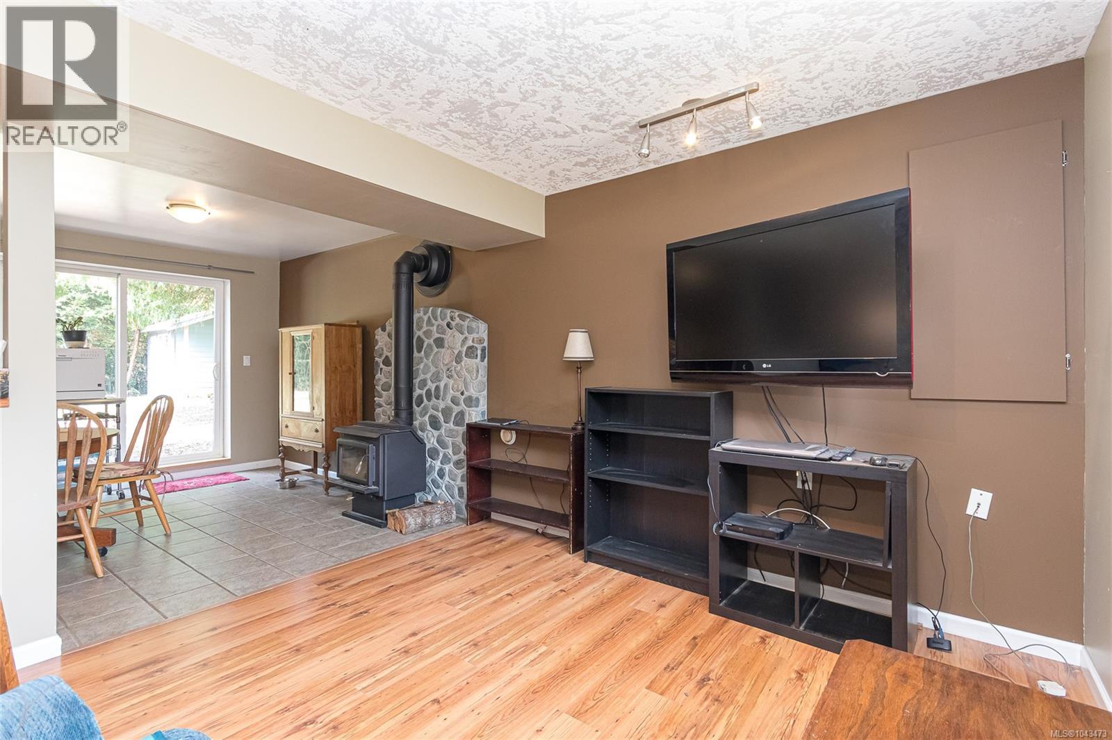 9480 Maryland Dr - 23