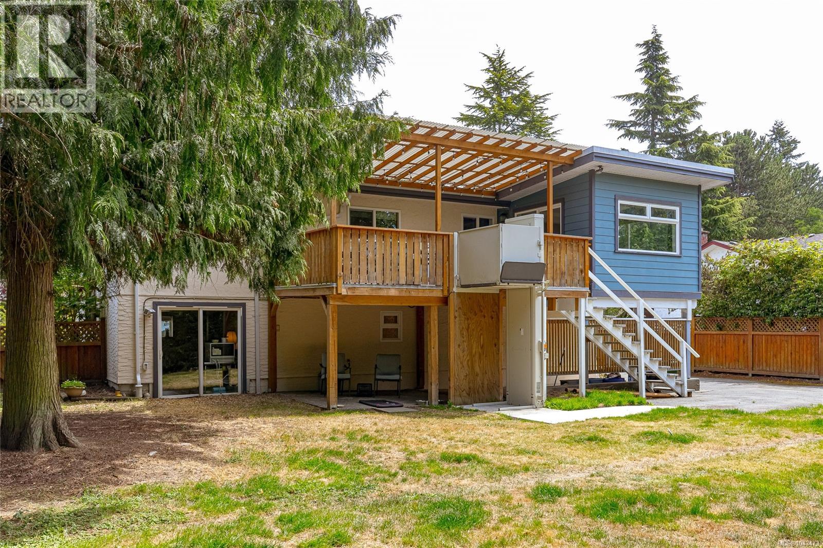 9480 Maryland Dr - Image 40