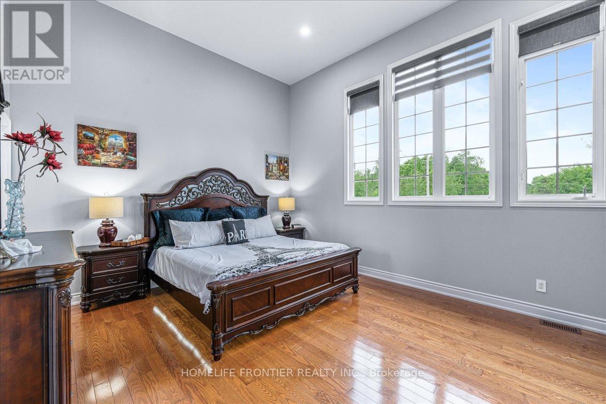 1664 MOYER AVENUE - 17