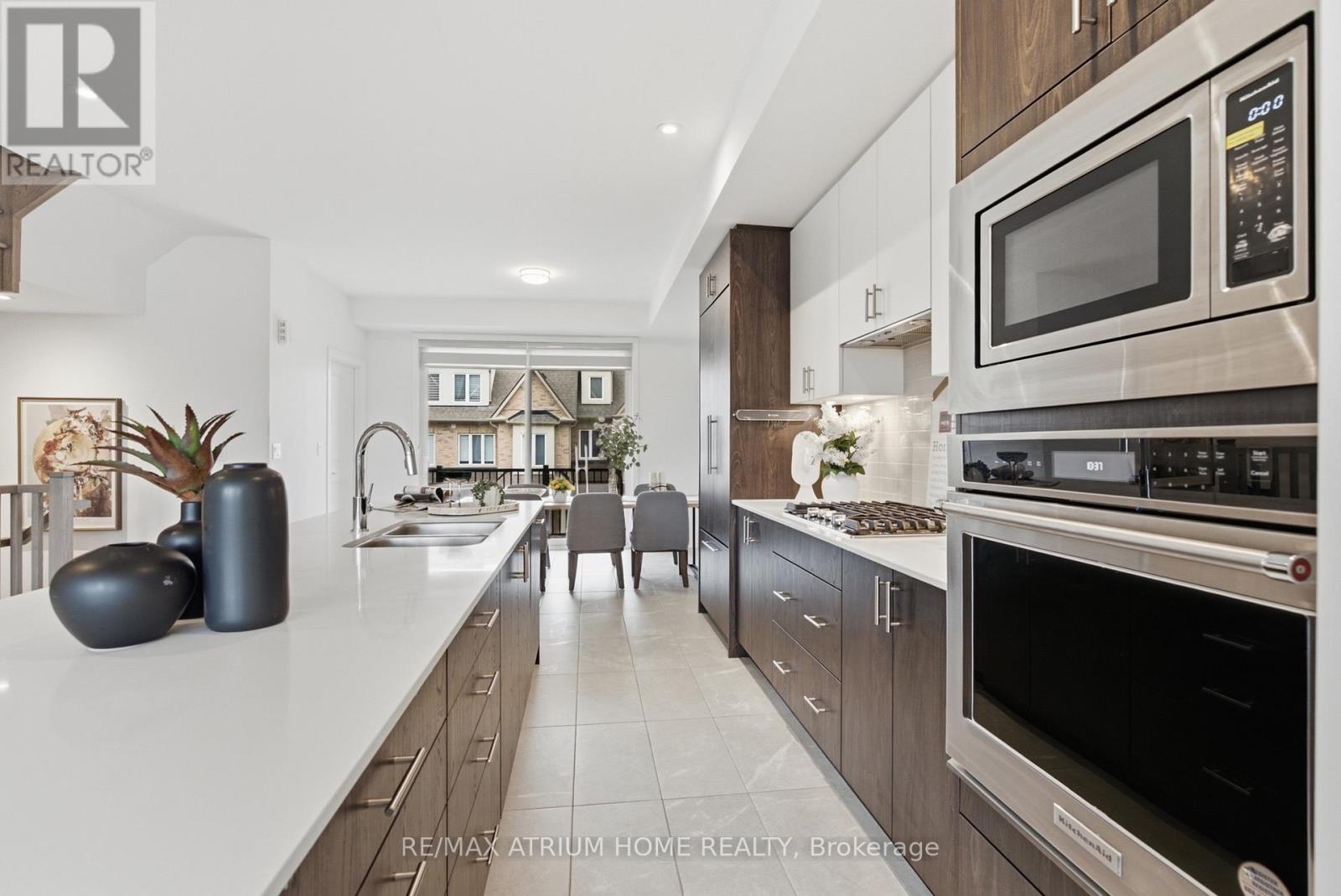 9100 WOODBINE AVENUE - 13
